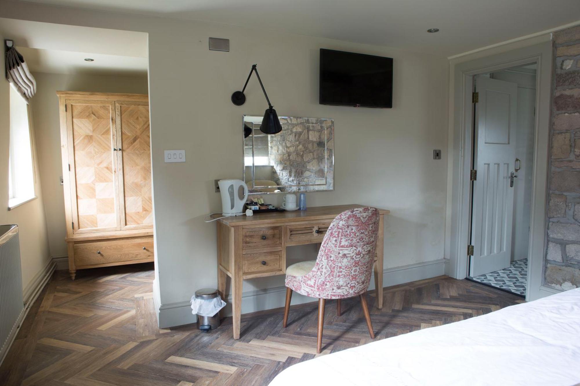 Square & Compass Hotel Two Dales Bagian luar foto