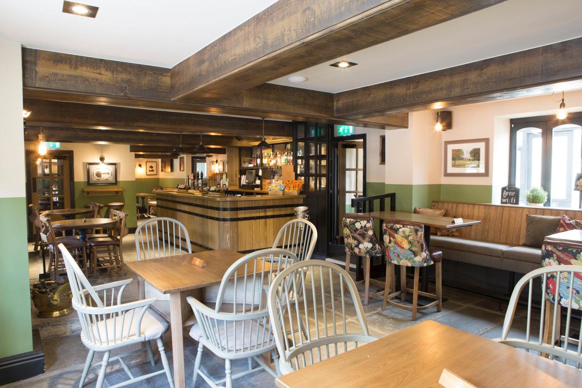 Square & Compass Hotel Two Dales Bagian luar foto